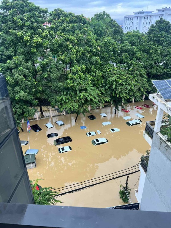 lu lut thai nguyen_thai-nguyen-bi-ngap-lut_ngay 8_10_thainguyen1.jpg